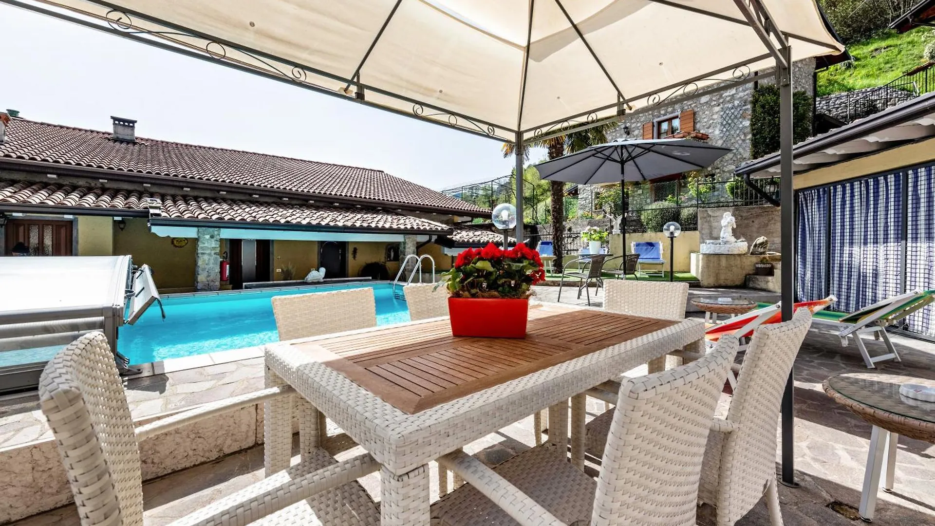 Residence Tatiana B2 Tremosine شقة