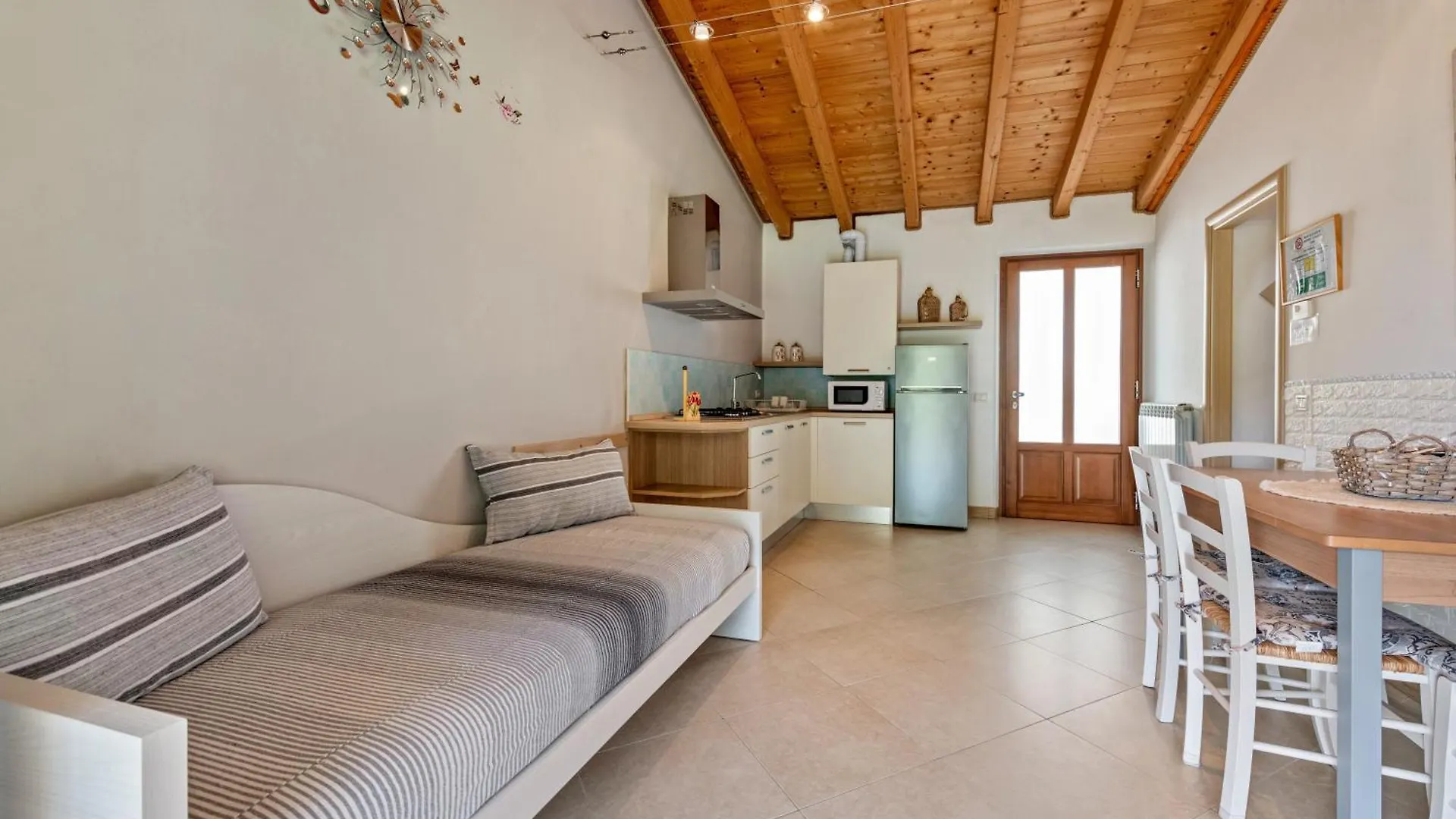 Residence Tatiana B2 Tremosine 0*,